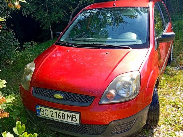 Красный Форд Фиеста, объемом двигателя 1.3 л и пробегом 0 тыс. км за 3400 $, фото 1 на Automoto.ua