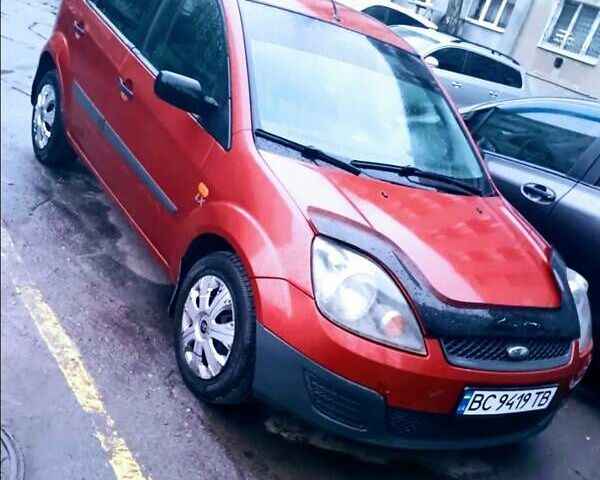 Червоний Форд Фієста, об'ємом двигуна 1.4 л та пробігом 164 тис. км за 3600 $, фото 1 на Automoto.ua