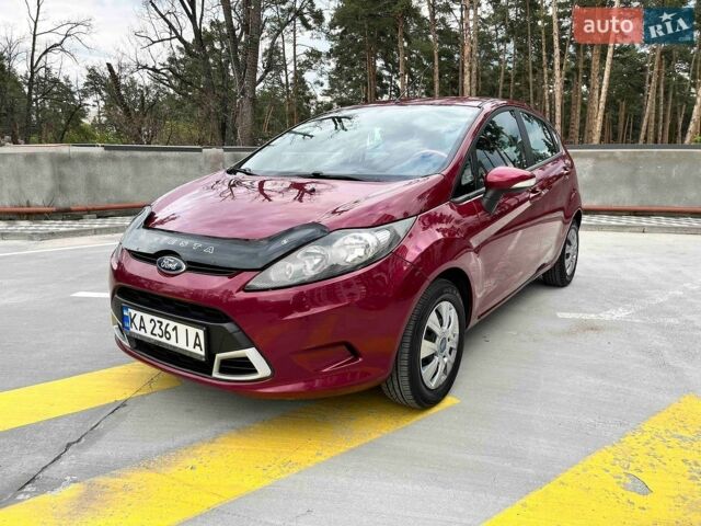 Красный Форд Фиеста, объемом двигателя 1.4 л и пробегом 168 тыс. км за 6500 $, фото 1 на Automoto.ua