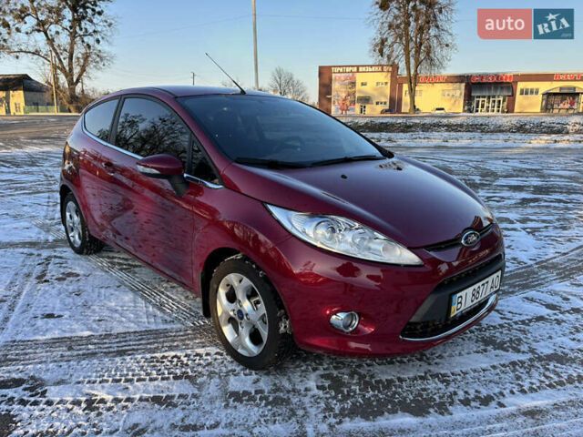 Красный Форд Фиеста, объемом двигателя 1.4 л и пробегом 3 тыс. км за 9999 $, фото 1 на Automoto.ua