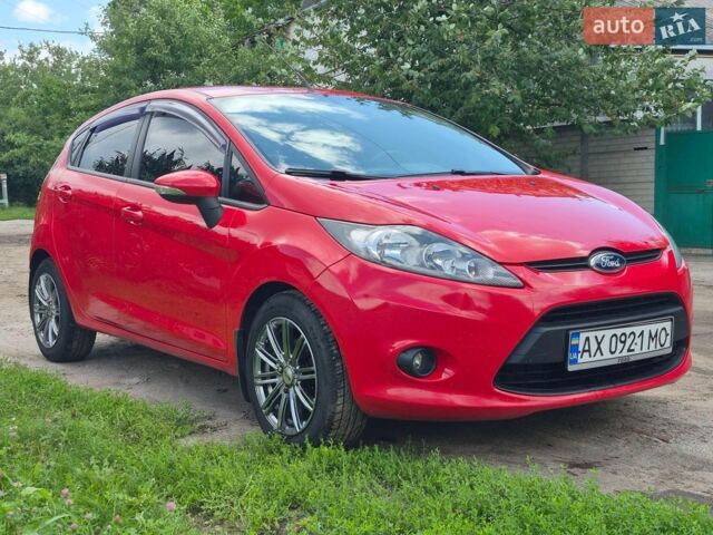 Красный Форд Фиеста, объемом двигателя 1.24 л и пробегом 125 тыс. км за 6200 $, фото 1 на Automoto.ua