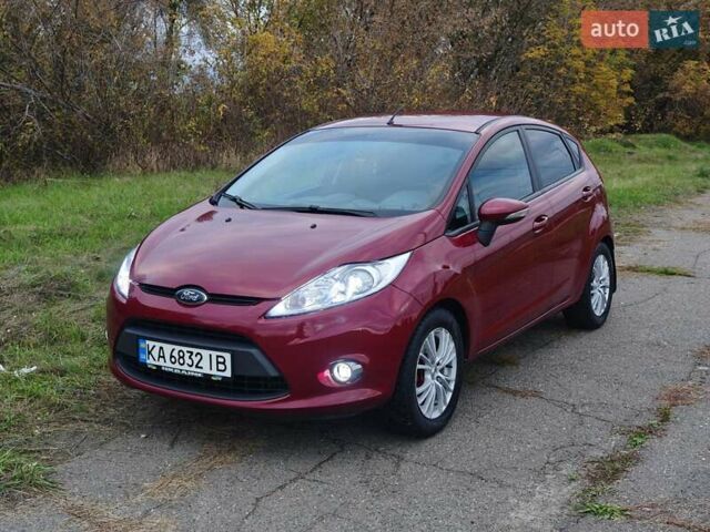 Красный Форд Фиеста, объемом двигателя 1.39 л и пробегом 173 тыс. км за 7300 $, фото 1 на Automoto.ua