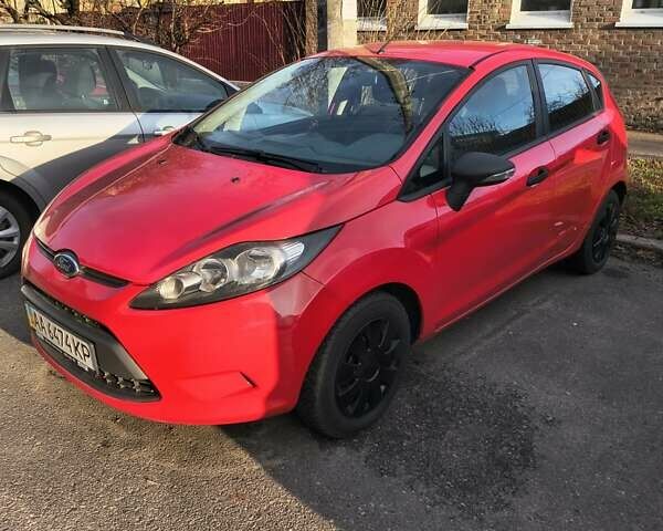 Красный Форд Фиеста, объемом двигателя 1.25 л и пробегом 227 тыс. км за 4750 $, фото 1 на Automoto.ua