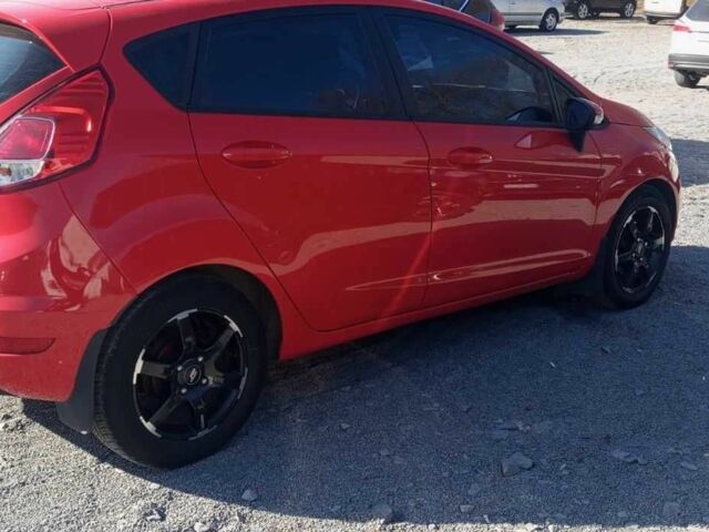 Красный Форд Фиеста, объемом двигателя 1.2 л и пробегом 109 тыс. км за 5750 $, фото 1 на Automoto.ua