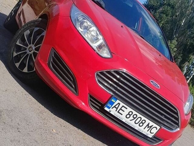 Червоний Форд Фієста, об'ємом двигуна 1 л та пробігом 160 тис. км за 6500 $, фото 1 на Automoto.ua