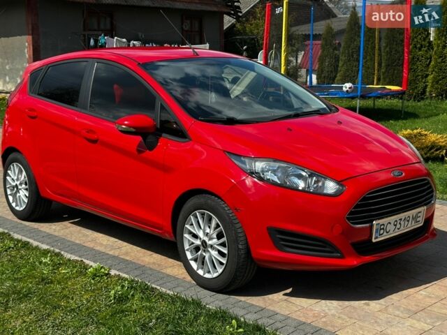 Красный Форд Фиеста, объемом двигателя 1.5 л и пробегом 162 тыс. км за 5400 $, фото 1 на Automoto.ua