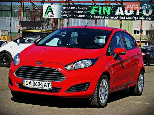 Красный Форд Фиеста, объемом двигателя 1 л и пробегом 76 тыс. км за 6500 $, фото 1 на Automoto.ua