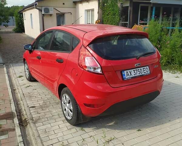 Червоний Форд Фієста, об'ємом двигуна 1.25 л та пробігом 76 тис. км за 7185 $, фото 1 на Automoto.ua