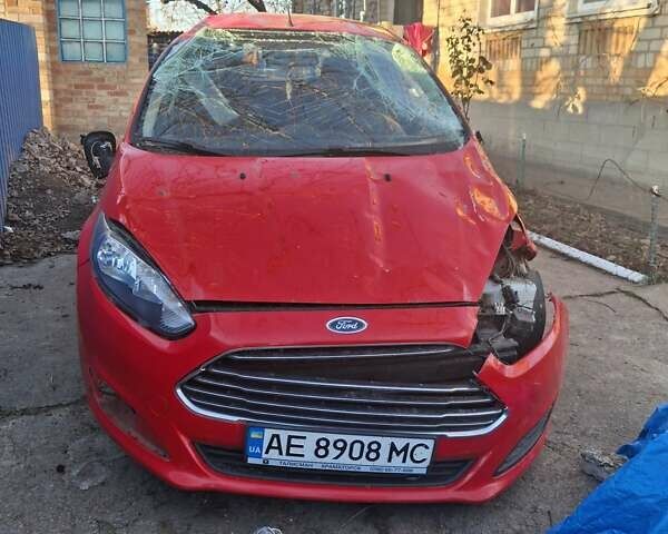 Червоний Форд Фієста, об'ємом двигуна 1 л та пробігом 157 тис. км за 3500 $, фото 1 на Automoto.ua