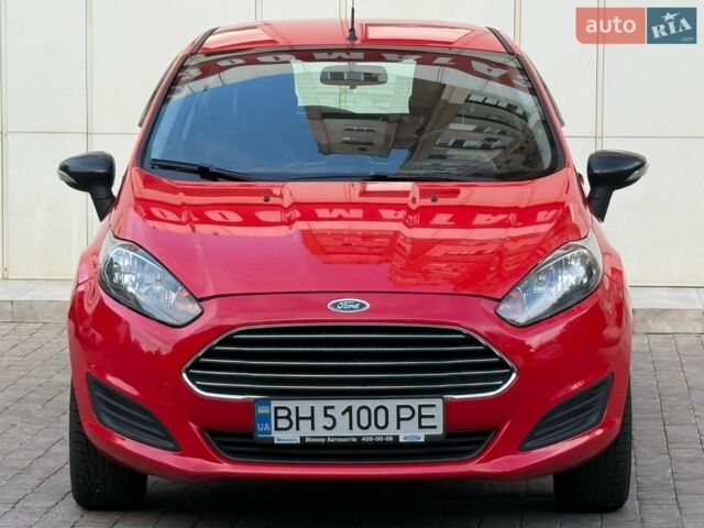 Красный Форд Фиеста, объемом двигателя 1.24 л и пробегом 130 тыс. км за 5200 $, фото 1 на Automoto.ua