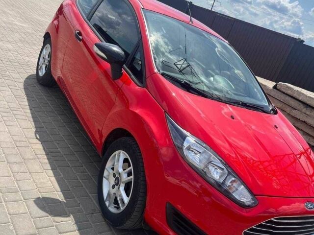 Червоний Форд Фієста, об'ємом двигуна 1.2 л та пробігом 158 тис. км за 5500 $, фото 1 на Automoto.ua