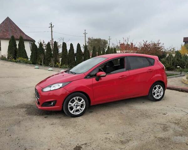 Красный Форд Фиеста, объемом двигателя 1.6 л и пробегом 204 тыс. км за 7500 $, фото 1 на Automoto.ua
