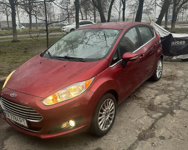 Красный Форд Фиеста, объемом двигателя 1.6 л и пробегом 71 тыс. км за 10400 $, фото 1 на Automoto.ua