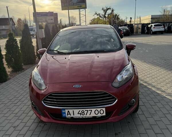 Красный Форд Фиеста, объемом двигателя 1.6 л и пробегом 238 тыс. км за 7700 $, фото 1 на Automoto.ua