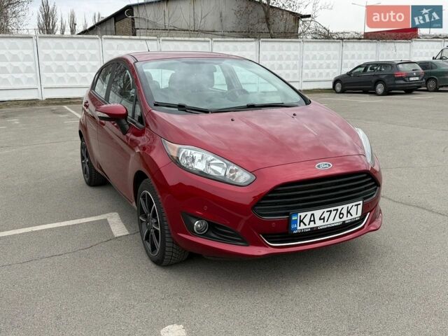 Красный Форд Фиеста, объемом двигателя 1.6 л и пробегом 131 тыс. км за 8300 $, фото 1 на Automoto.ua