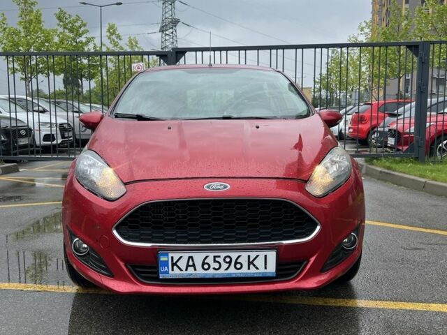 Червоний Форд Фієста, об'ємом двигуна 1 л та пробігом 103 тис. км за 7800 $, фото 1 на Automoto.ua