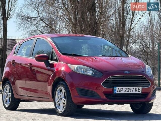 Червоний Форд Фієста, об'ємом двигуна 1.6 л та пробігом 173 тис. км за 7999 $, фото 1 на Automoto.ua