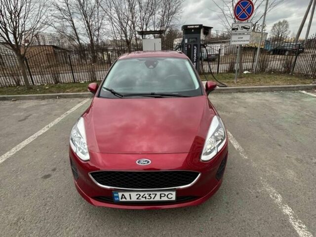 Красный Форд Фиеста, объемом двигателя 1 л и пробегом 125 тыс. км за 8800 $, фото 1 на Automoto.ua
