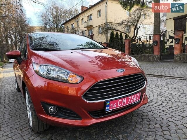 Красный Форд Фиеста, объемом двигателя 1.6 л и пробегом 271 тыс. км за 6500 $, фото 1 на Automoto.ua