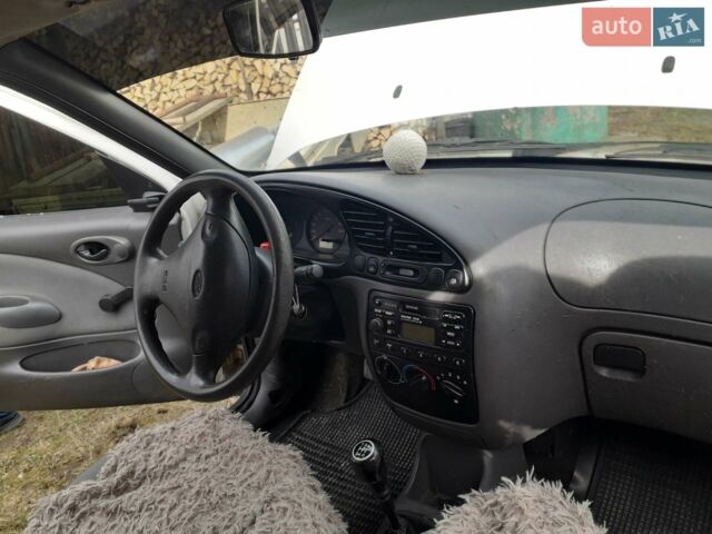 Форд Фиеста, объемом двигателя 1.7 л и пробегом 200 тыс. км за 1700 $, фото 1 на Automoto.ua