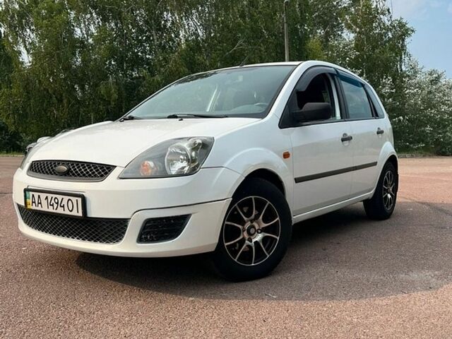 Форд Фиеста, объемом двигателя 1.2 л и пробегом 299 тыс. км за 2499 $, фото 1 на Automoto.ua