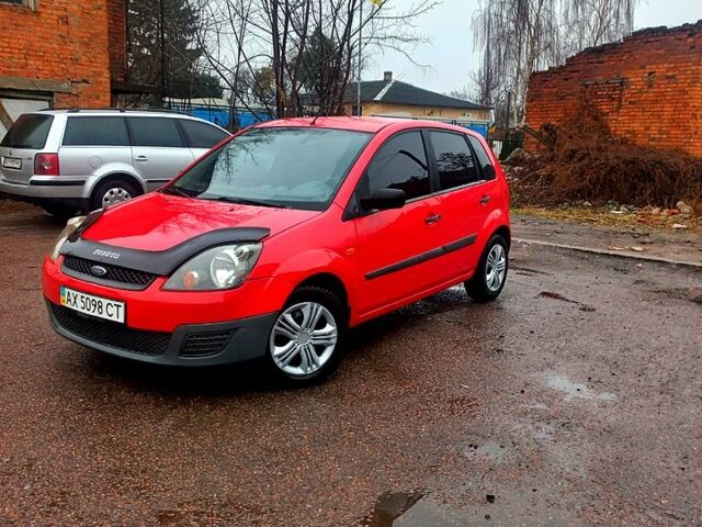Форд Фиеста, объемом двигателя 1.2 л и пробегом 150 тыс. км за 3999 $, фото 1 на Automoto.ua