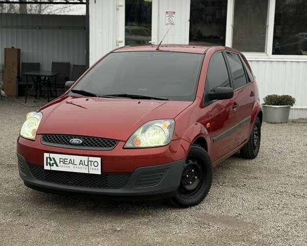 Форд Фиеста, объемом двигателя 1.2 л и пробегом 33 тыс. км за 6499 $, фото 1 на Automoto.ua
