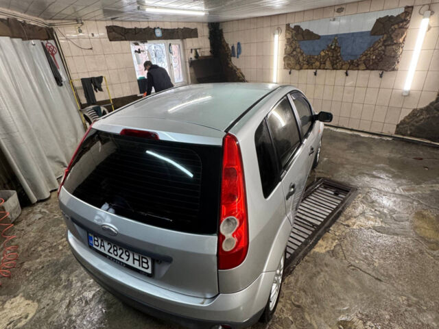 Форд Фиеста, объемом двигателя 1.4 л и пробегом 227 тыс. км за 4200 $, фото 1 на Automoto.ua