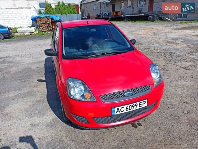 Форд Фиеста, объемом двигателя 1.4 л и пробегом 254 тыс. км за 4000 $, фото 1 на Automoto.ua