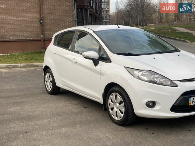 Форд Фиеста, объемом двигателя 1.4 л и пробегом 158 тыс. км за 6800 $, фото 1 на Automoto.ua