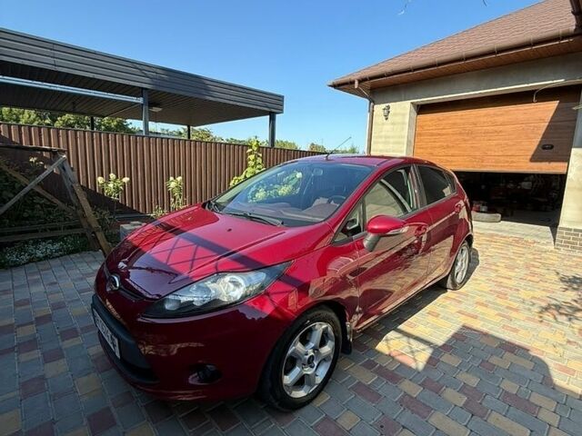Форд Фиеста, объемом двигателя 1.4 л и пробегом 111 тыс. км за 7200 $, фото 1 на Automoto.ua