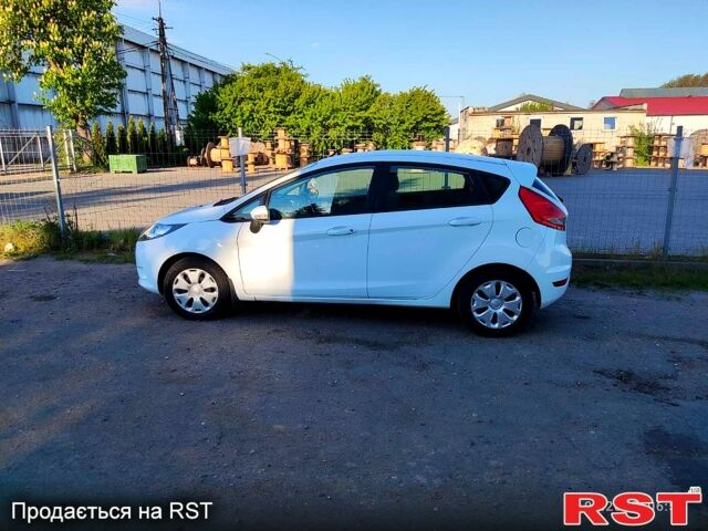 Форд Фиеста, объемом двигателя 13 л и пробегом 145 тыс. км за 6000 $, фото 1 на Automoto.ua