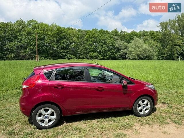 Форд Фиеста, объемом двигателя 1.4 л и пробегом 129 тыс. км за 7100 $, фото 1 на Automoto.ua