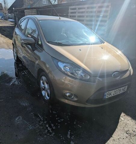 Форд Фієста, об'ємом двигуна 1.4 л та пробігом 159 тис. км за 5300 $, фото 1 на Automoto.ua
