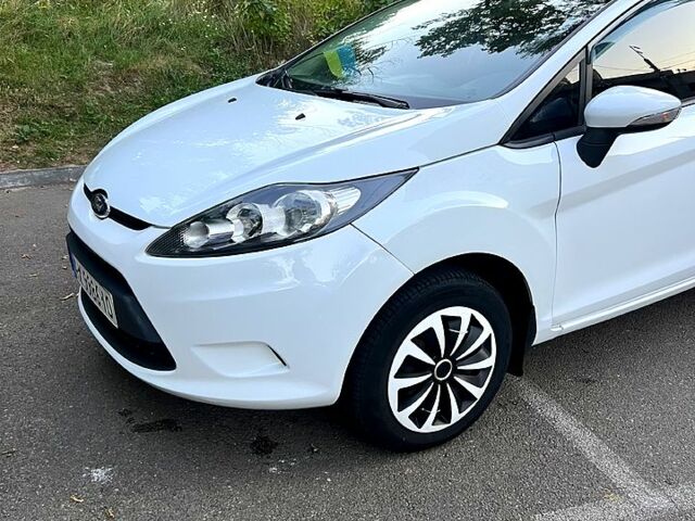 Форд Фієста, об'ємом двигуна 1.3 л та пробігом 200 тис. км за 5900 $, фото 1 на Automoto.ua