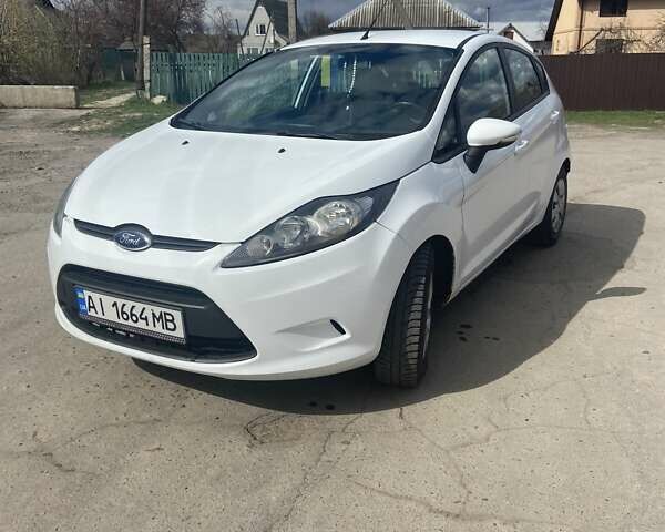 Форд Фієста, об'ємом двигуна 1.24 л та пробігом 162 тис. км за 5400 $, фото 1 на Automoto.ua