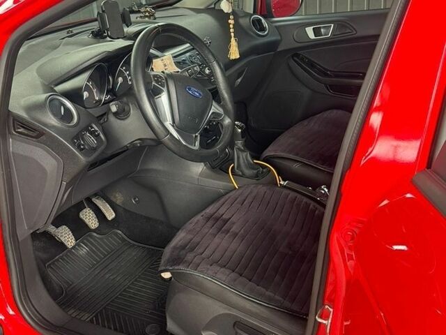 Форд Фієста, об'ємом двигуна 1 л та пробігом 47 тис. км за 8200 $, фото 1 на Automoto.ua