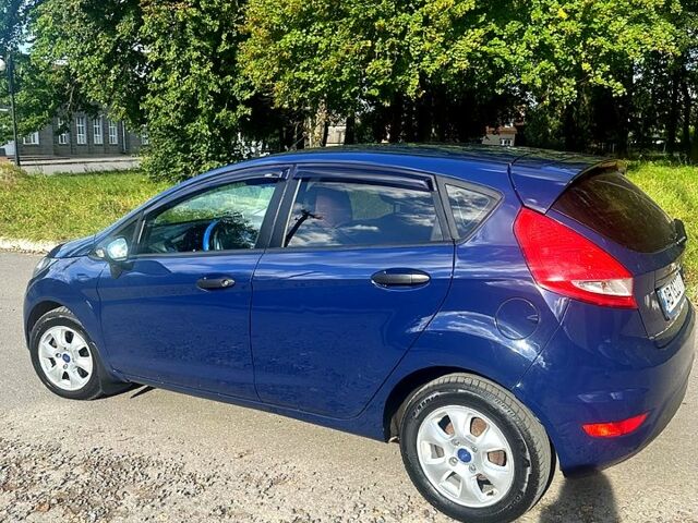 Форд Фиеста, объемом двигателя 1.4 л и пробегом 242 тыс. км за 5100 $, фото 1 на Automoto.ua
