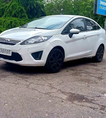 Форд Фиеста, объемом двигателя 1.6 л и пробегом 199 тыс. км за 5900 $, фото 1 на Automoto.ua