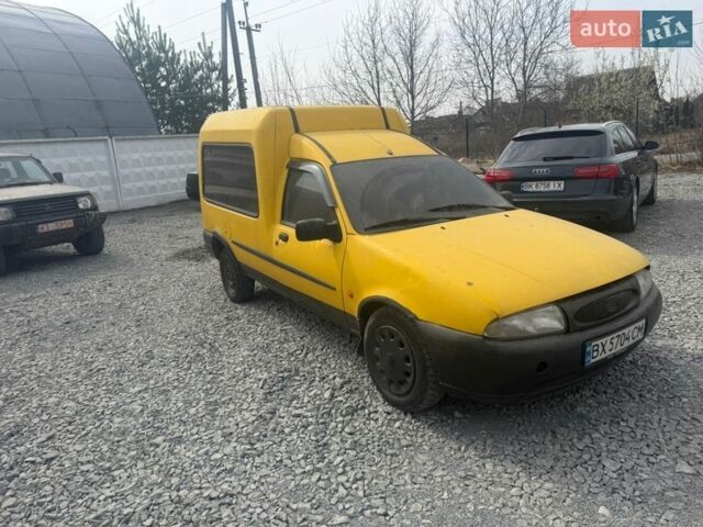 Желтый Форд Фиеста, объемом двигателя 1.75 л и пробегом 350 тыс. км за 1150 $, фото 1 на Automoto.ua