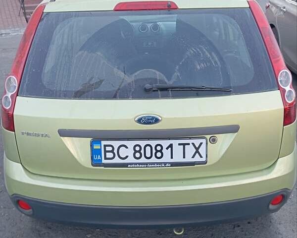 Желтый Форд Фиеста, объемом двигателя 1.3 л и пробегом 169 тыс. км за 3950 $, фото 1 на Automoto.ua