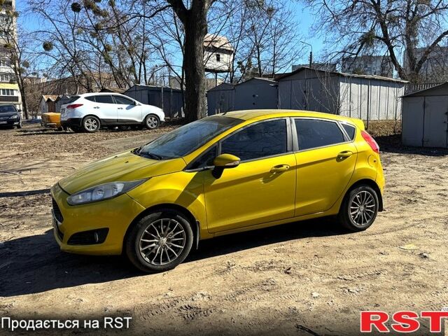 Жовтий Форд Фієста, об'ємом двигуна 1.5 л та пробігом 220 тис. км за 4800 $, фото 1 на Automoto.ua