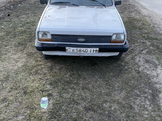 Серый Форд Фиеста, объемом двигателя 1.5 л и пробегом 180 тыс. км за 565 $, фото 1 на Automoto.ua