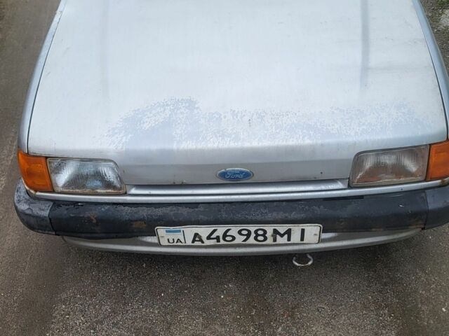 Сірий Форд Фієста, об'ємом двигуна 0 л та пробігом 250 тис. км за 600 $, фото 1 на Automoto.ua