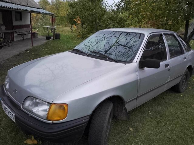 Серый Форд Фиеста, объемом двигателя 1.6 л и пробегом 600 тыс. км за 900 $, фото 1 на Automoto.ua