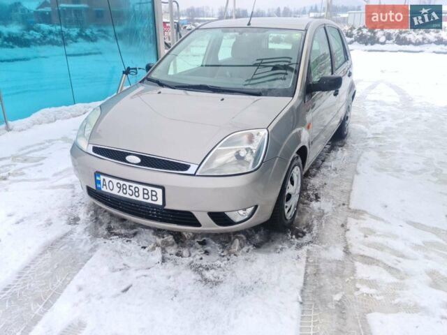 Сірий Форд Фієста, об'ємом двигуна 1.4 л та пробігом 370 тис. км за 3600 $, фото 1 на Automoto.ua