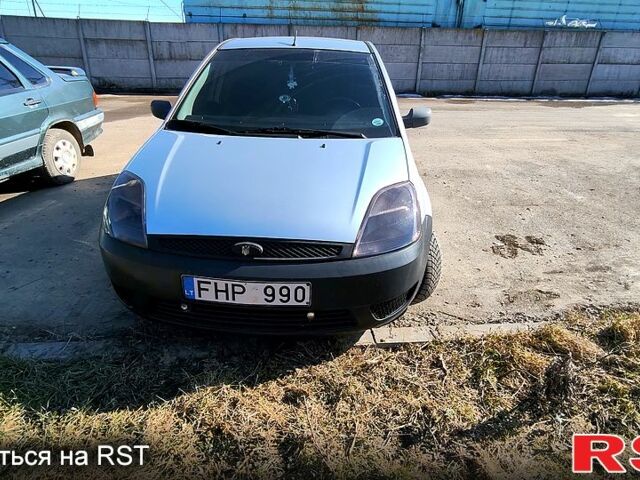 Серый Форд Фиеста, объемом двигателя 1.4 л и пробегом 240 тыс. км за 1000 $, фото 1 на Automoto.ua