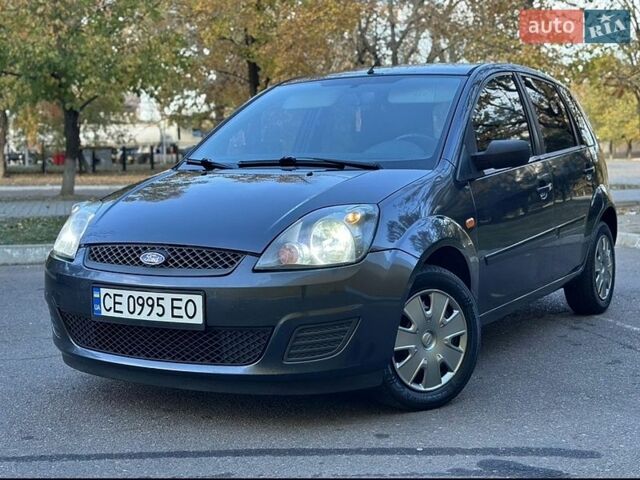 Сірий Форд Фієста, об'ємом двигуна 1.24 л та пробігом 207 тис. км за 4000 $, фото 1 на Automoto.ua