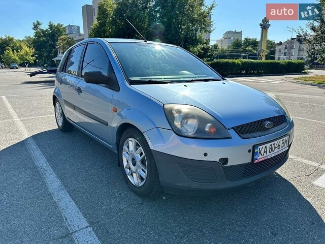 Сірий Форд Фієста, об'ємом двигуна 1.39 л та пробігом 270 тис. км за 3400 $, фото 1 на Automoto.ua
