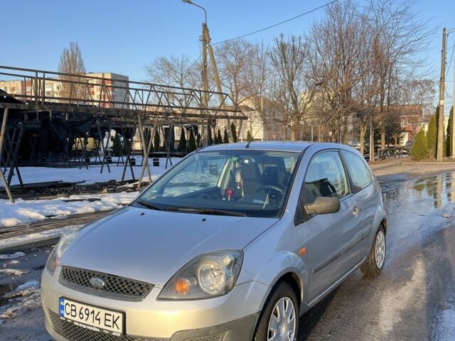 Сірий Форд Фієста, об'ємом двигуна 1.4 л та пробігом 288 тис. км за 4300 $, фото 1 на Automoto.ua